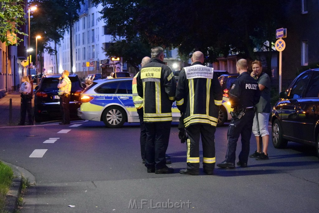 Einsatz BF Bedrohungslage Koeln Kalk P20.JPG - Miklos Laubert